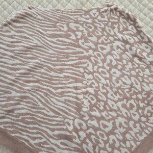 Barefoot dreams poncho